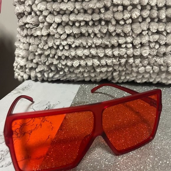 oversized sunglasses - Picture 4 of 13